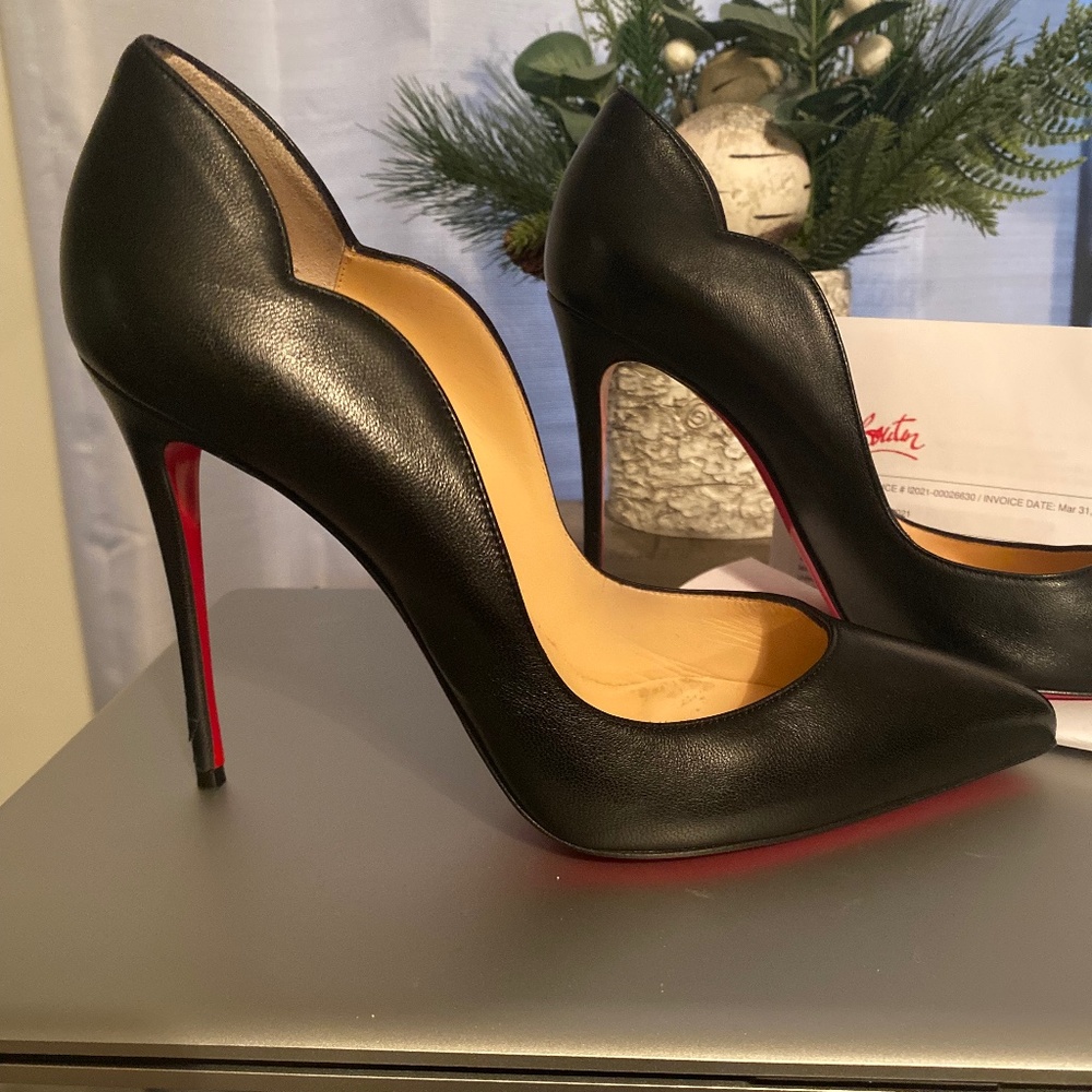 Hot Chick Christian Louboutin